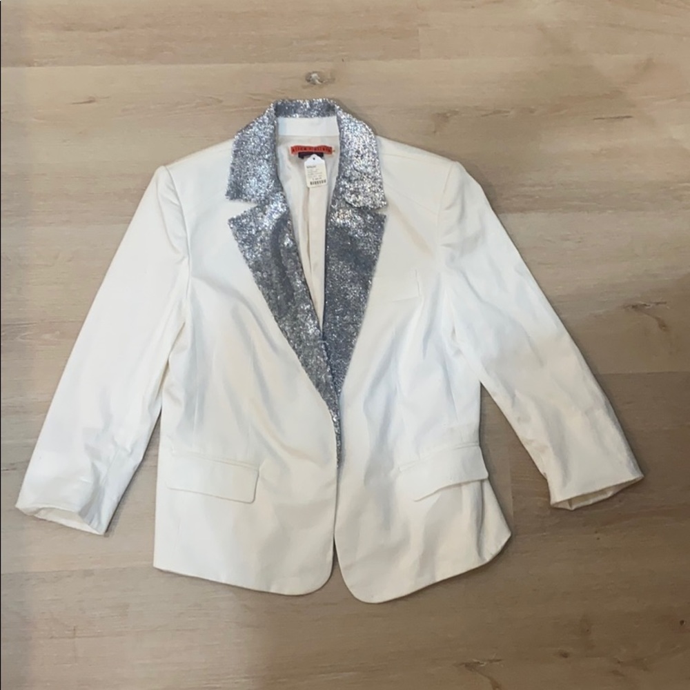 ALIVE & OLIVIA white blazer sequin collar NWT
